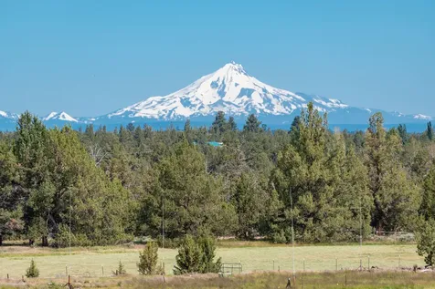 62467 Stenkamp Road Bend OR 97701