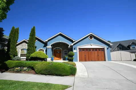 2174 Duncan Drive Medford OR 97504