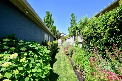 2174 Duncan Drive Medford OR 97504