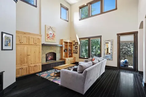 60982 Woods Valley Place Bend OR 97702