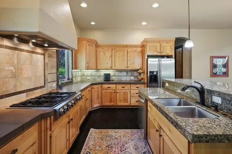 60982 Woods Valley Place Bend OR 97702
