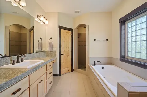 60982 Woods Valley Place Bend OR 97702