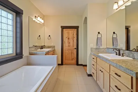 60982 Woods Valley Place Bend OR 97702