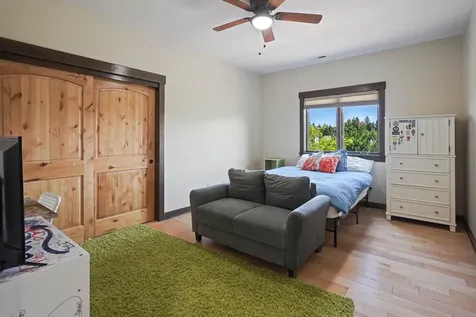 60982 Woods Valley Place Bend OR 97702