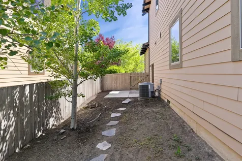 60982 Woods Valley Place Bend OR 97702