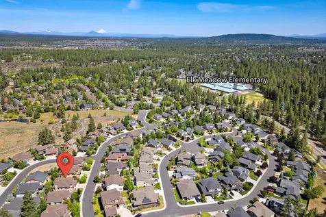 60982 Woods Valley Place Bend OR 97702