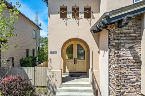60982 Woods Valley Place Bend OR 97702