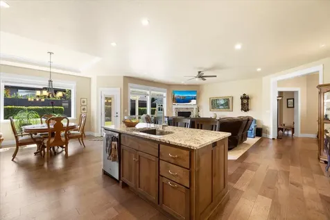 2668 Farmington Avenue Medford OR 97504
