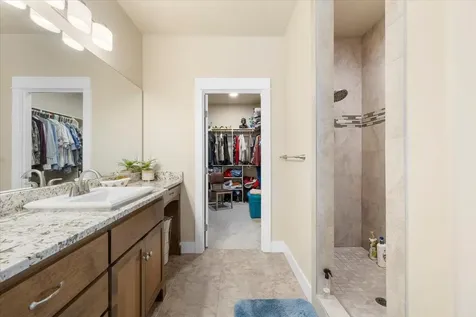 2668 Farmington Avenue Medford OR 97504