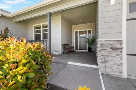 2668 Farmington Avenue Medford OR 97504