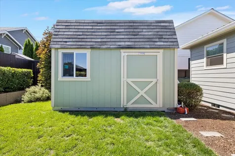 2668 Farmington Avenue Medford OR 97504