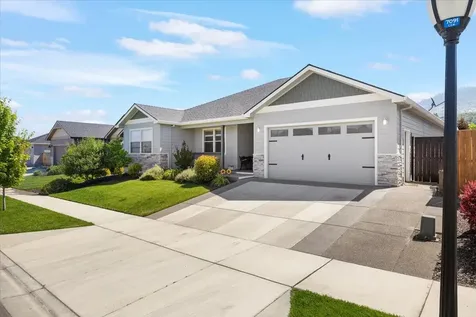 2668 Farmington Avenue Medford OR 97504