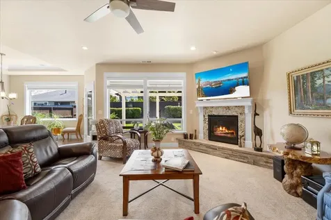 2668 Farmington Avenue Medford OR 97504