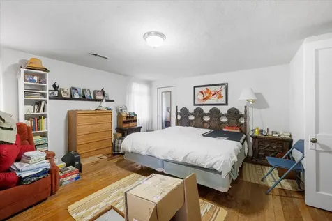 395 Helman Street Ashland OR 97520