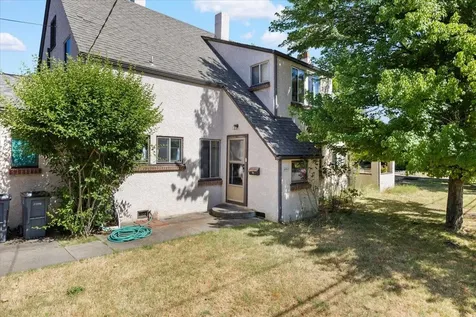 395 Helman Street Ashland OR 97520