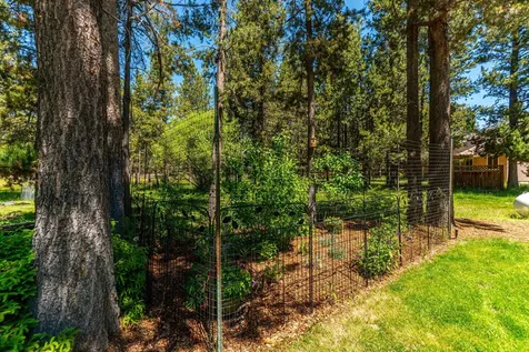 55851 Wood Duck Drive Bend OR 97707