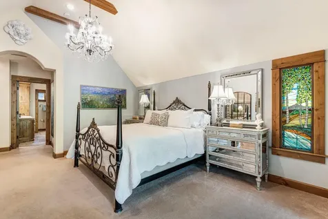 61256 Gorge View Street Bend OR 97702