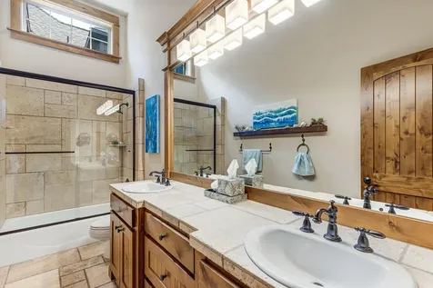 61256 Gorge View Street Bend OR 97702