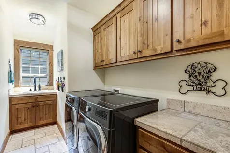 61256 Gorge View Street Bend OR 97702