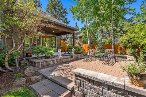 61256 Gorge View Street Bend OR 97702
