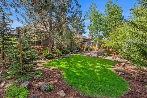 61256 Gorge View Street Bend OR 97702