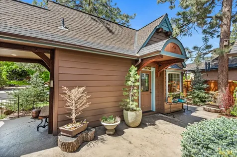 61256 Gorge View Street Bend OR 97702
