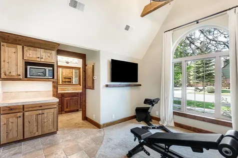 61256 Gorge View Street Bend OR 97702