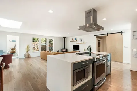 2618 NW Marken Street Bend OR 97703
