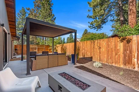 2618 NW Marken Street Bend OR 97703
