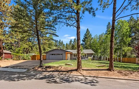 2618 NW Marken Street Bend OR 97703
