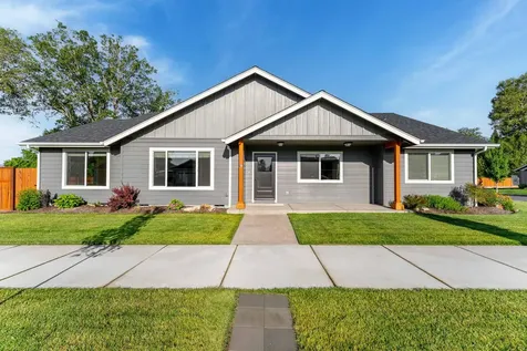 2059 SW Ford Street Grants Pass OR 97526