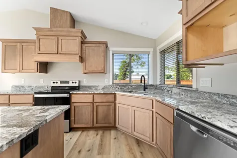 2059 SW Ford Street Grants Pass OR 97526