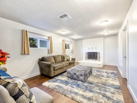 1849 N Eldorado Avenue Klamath Falls OR 97601