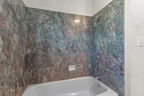 1418 Larkspur Avenue Medford OR 97504