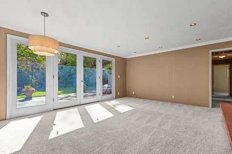 1418 Larkspur Avenue Medford OR 97504