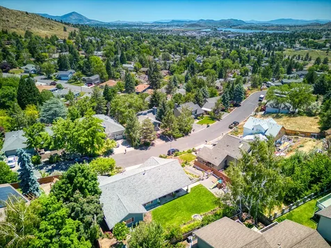 134 Ridgecrest Drive Klamath Falls OR 97601