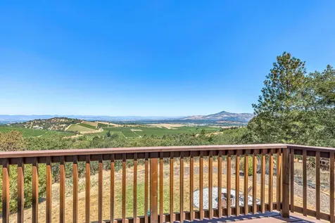 4958 Pioneer Road Medford OR 97501