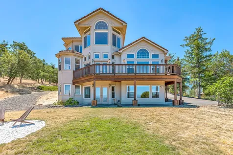 4958 Pioneer Road Medford OR 97501