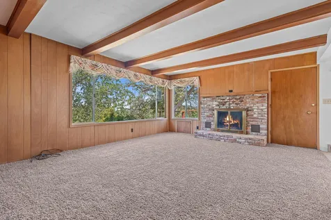 4958 Pioneer Road Medford OR 97501