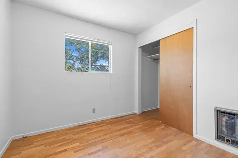4958 Pioneer Road Medford OR 97501