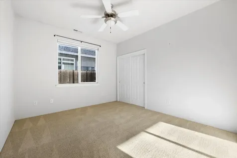 1039 Newcastle Street Medford OR 97501