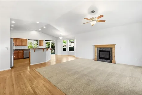 1039 Newcastle Street Medford OR 97501