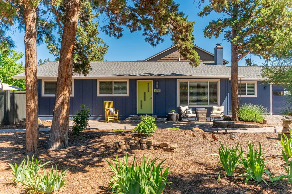 172 SW Roosevelt Avenue Bend OR 97702