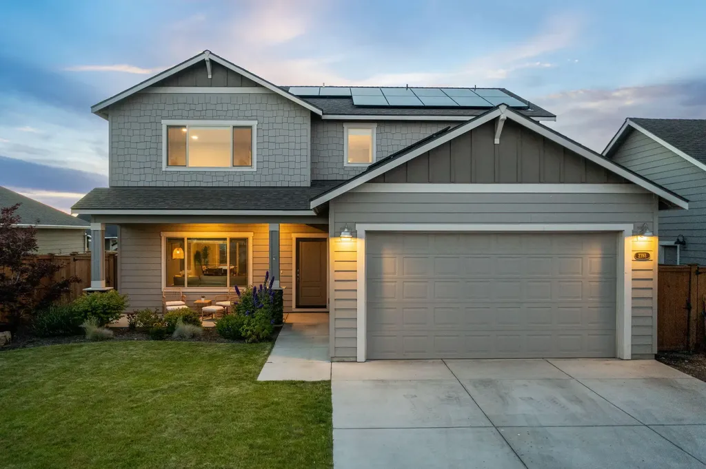 2393 NW Teak Avenue Redmond OR 97756