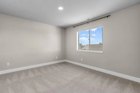 2393 NW Teak Avenue Redmond OR 97756