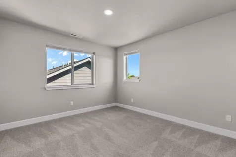 2393 NW Teak Avenue Redmond OR 97756
