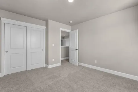 2393 NW Teak Avenue Redmond OR 97756