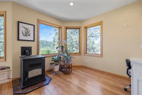 11928 Merganser Road Klamath Falls OR 97601