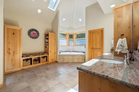 11928 Merganser Road Klamath Falls OR 97601