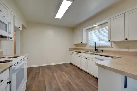 2061 Serenity Drive Medford OR 97504